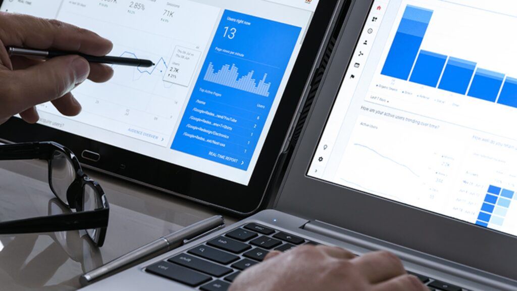 Person using Google Analytics 